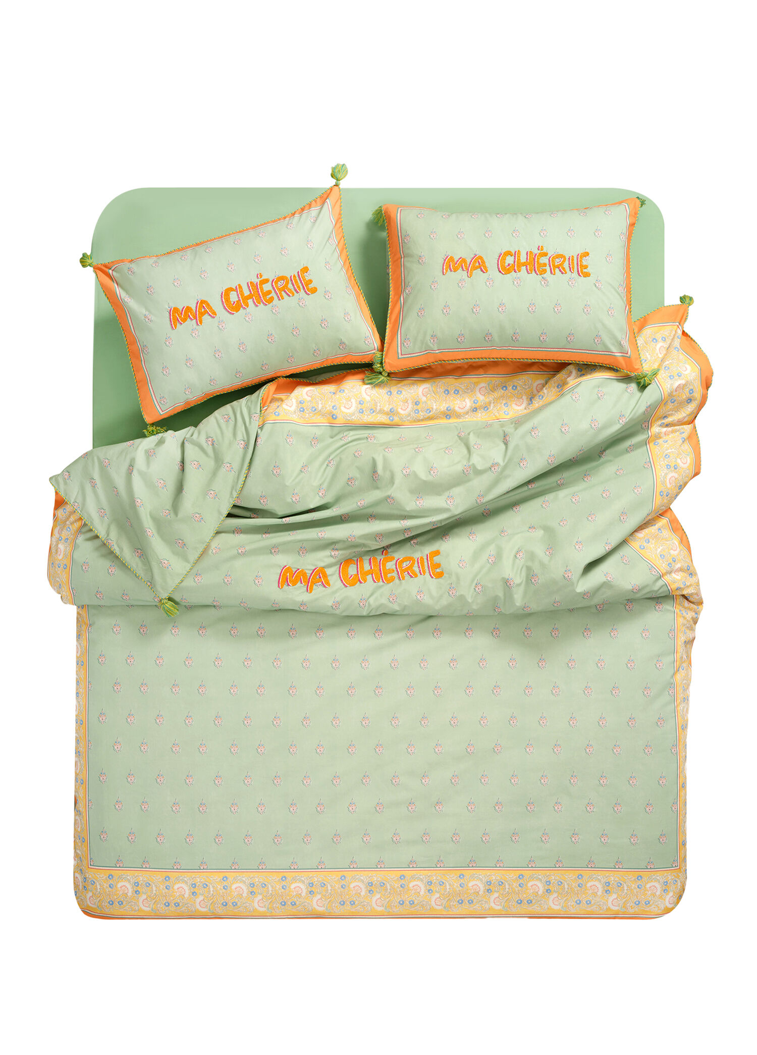 Sansad Yeşil Pamuk Percale Püsküllü El İşi Nakışlı Ekstra King Size Nevresim Takımı 260 x 240 cm