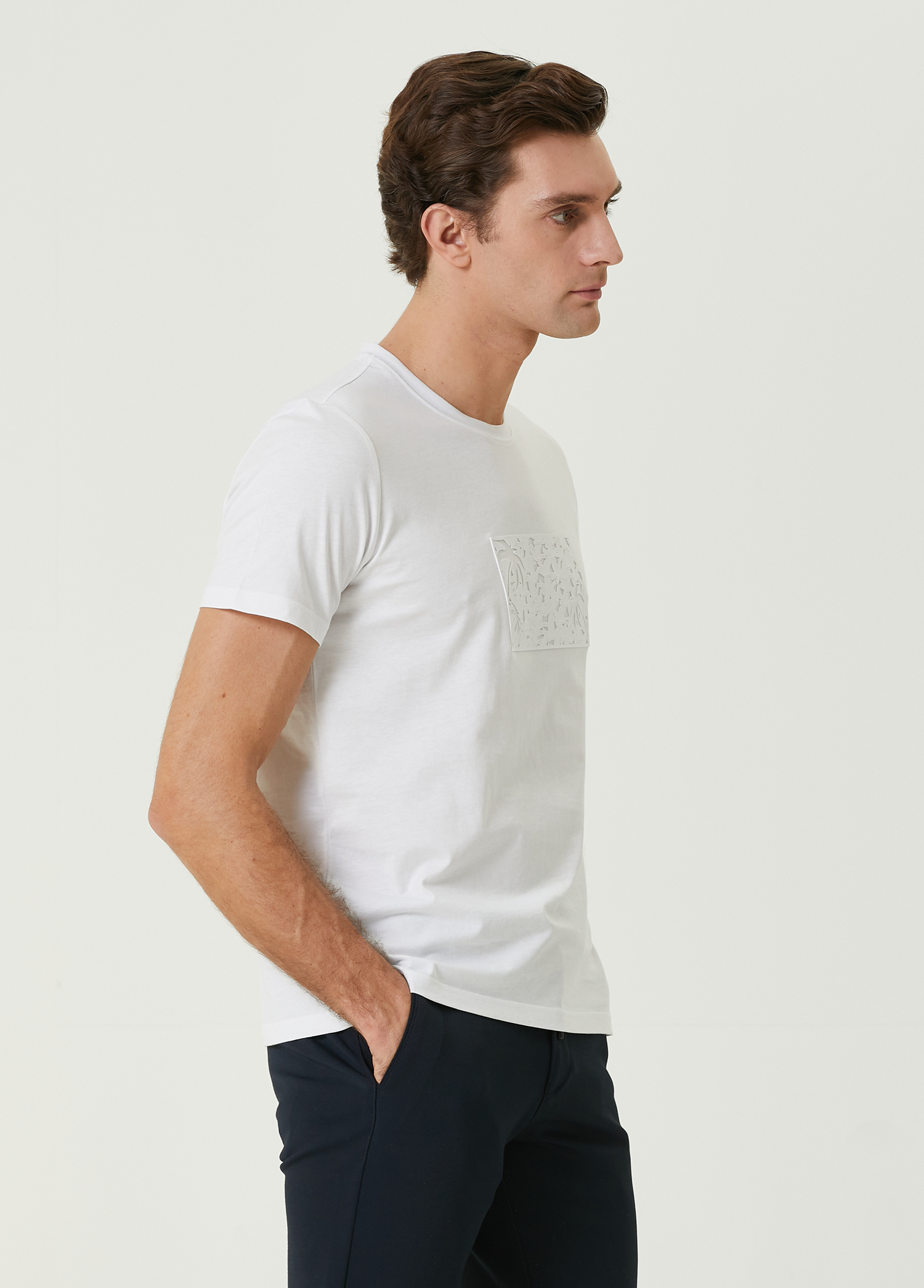 Beyaz Monogram Palmiye Baskılı T-shirt_3