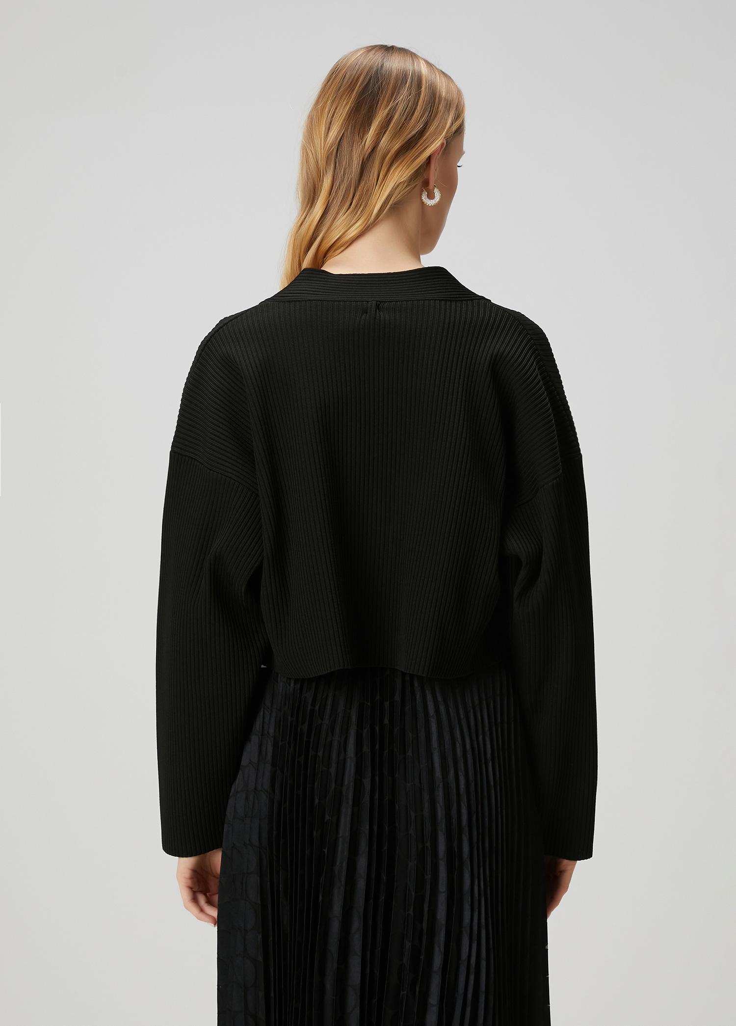 Siyah Crop Hırka_5