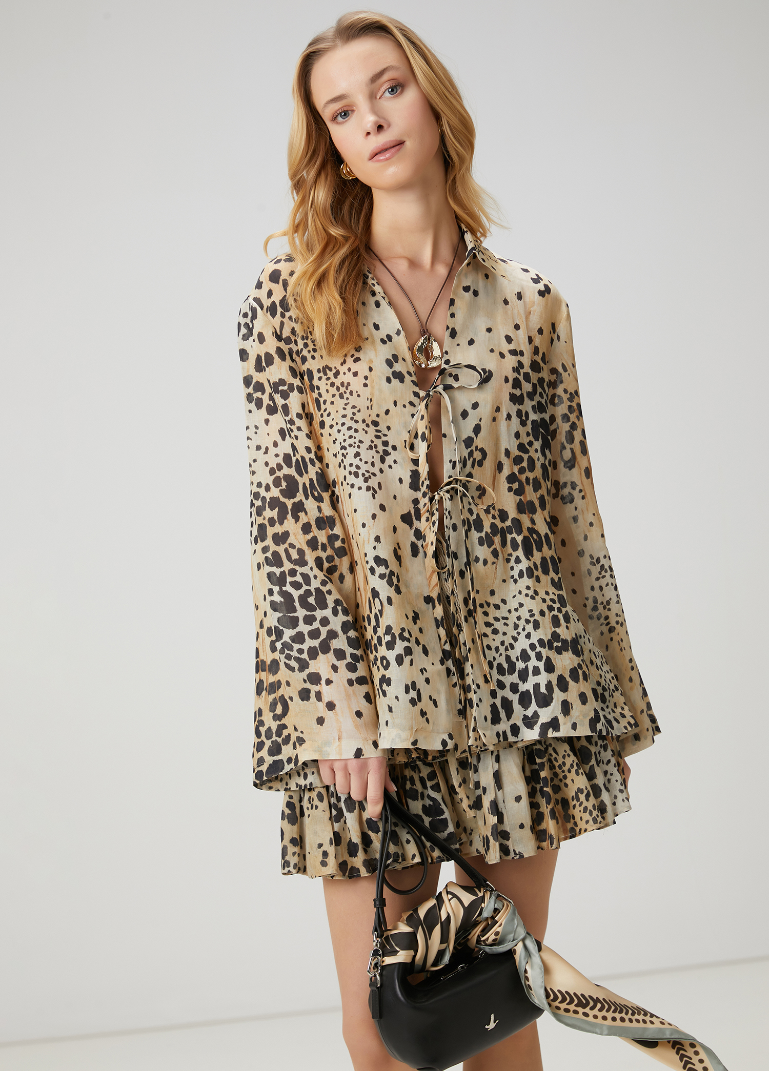Bej Leopar Desenli Fırfırlı Mini Etek_1