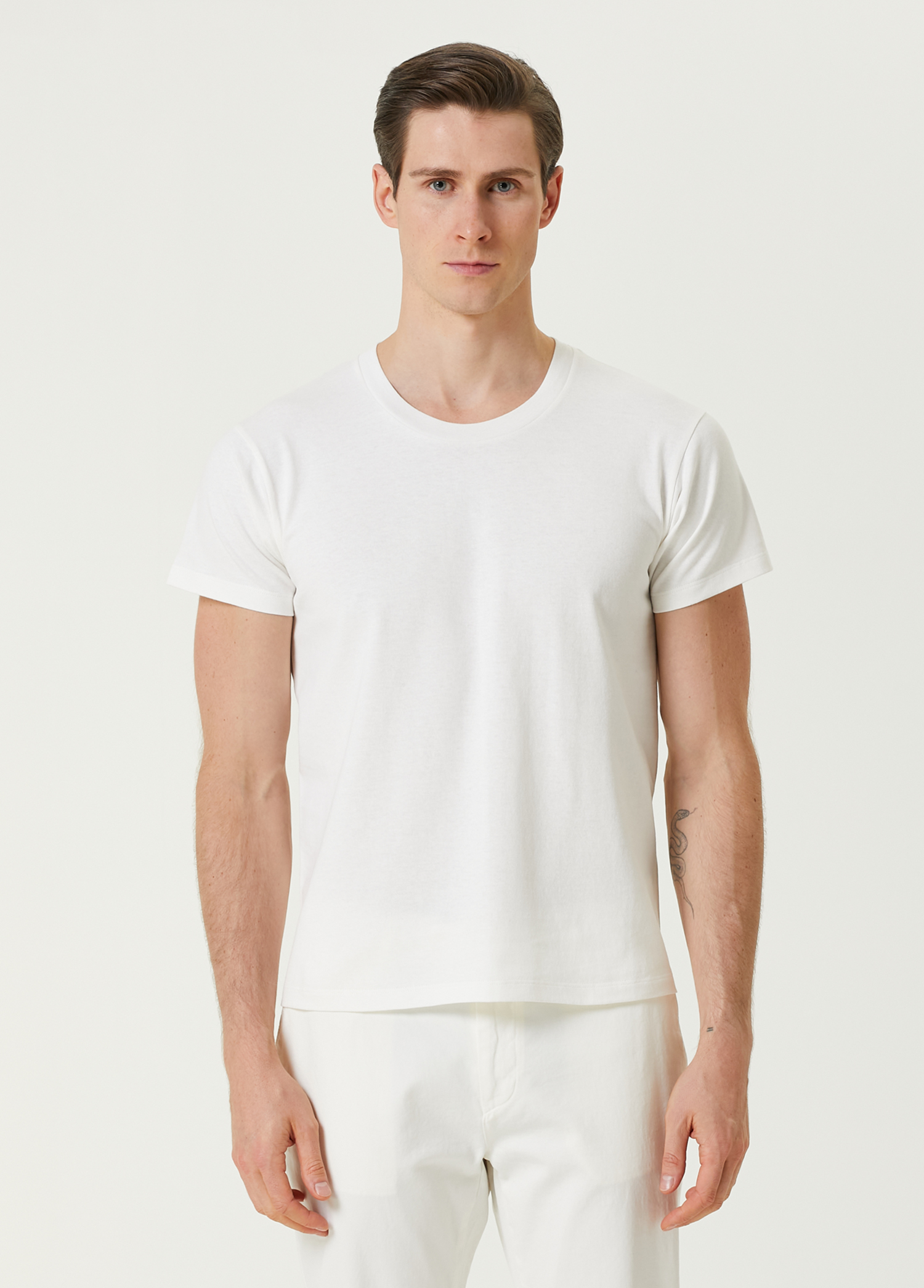 Blaine Kırık Beyaz Basic T-shirt