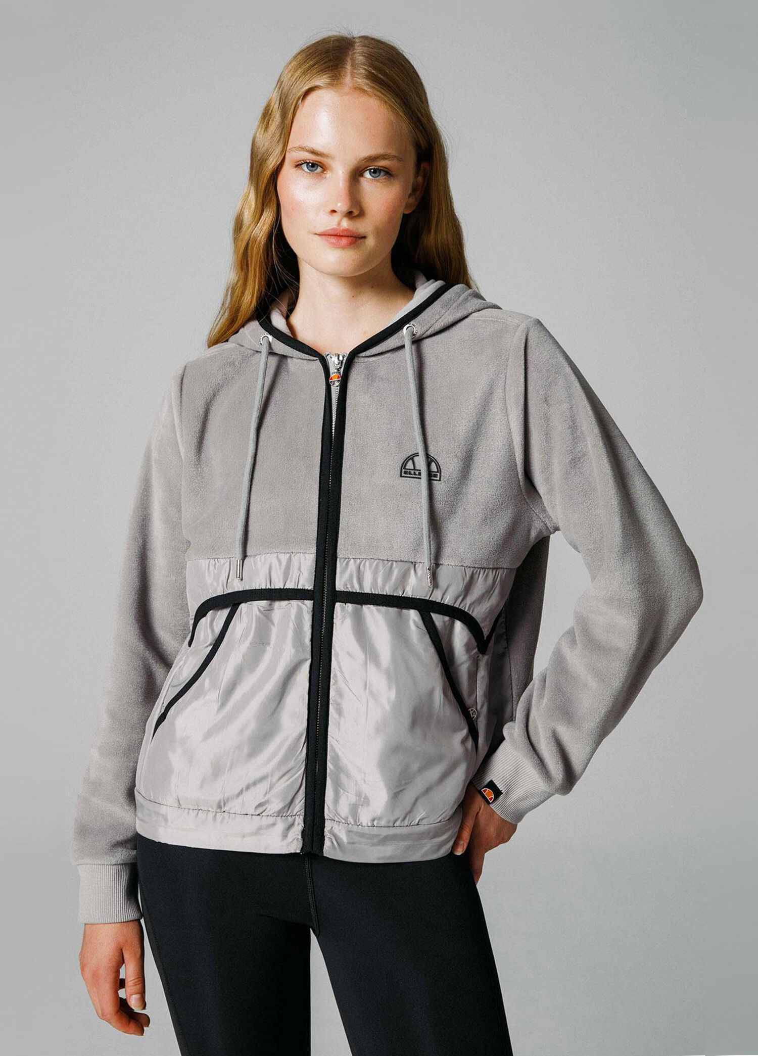 Ellesse Gri Kadın Gri Akrilik Fermuarlı Kapüşonlu Kadın Spor Ceket