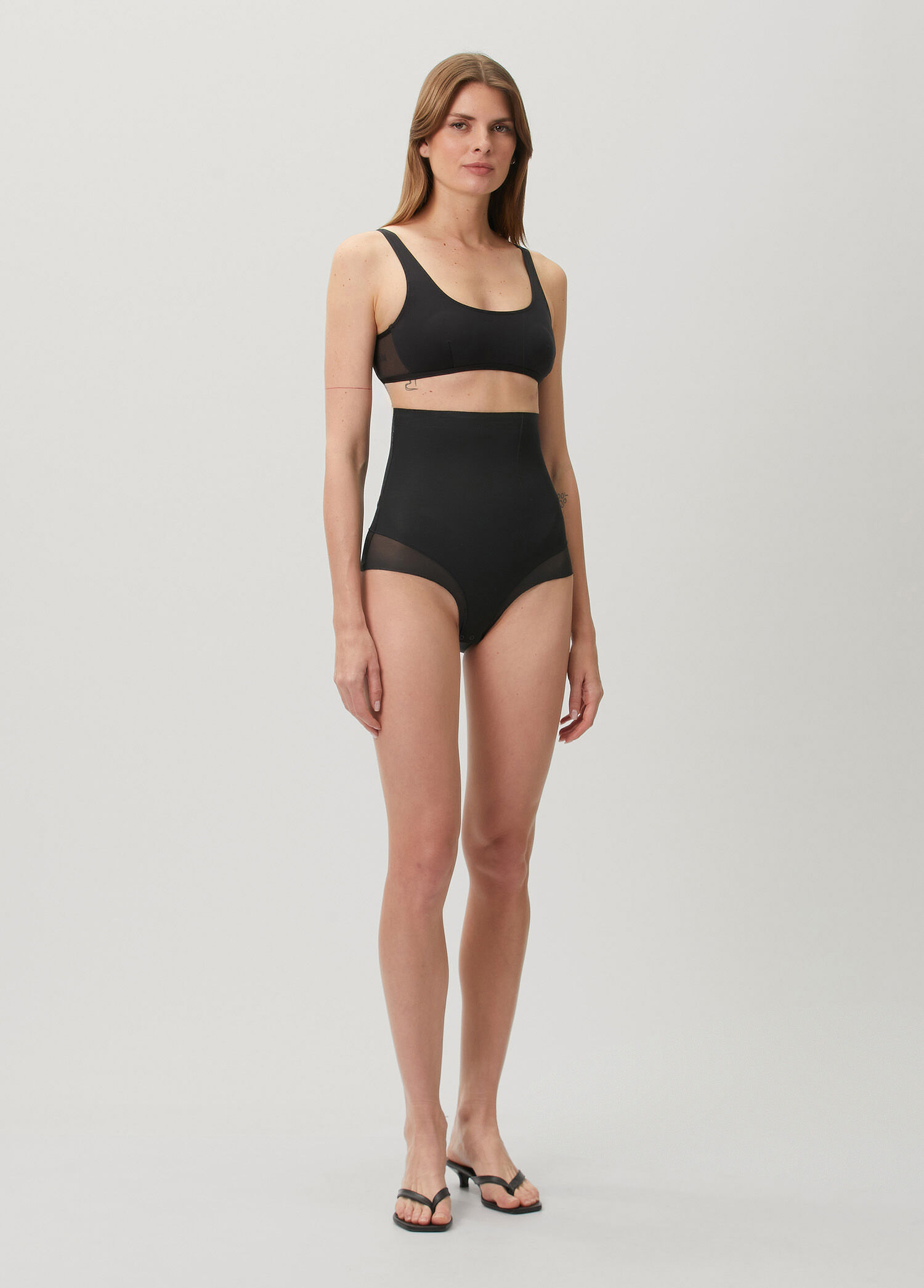 Core Sculpt Siyah Yüksek Bel Külot