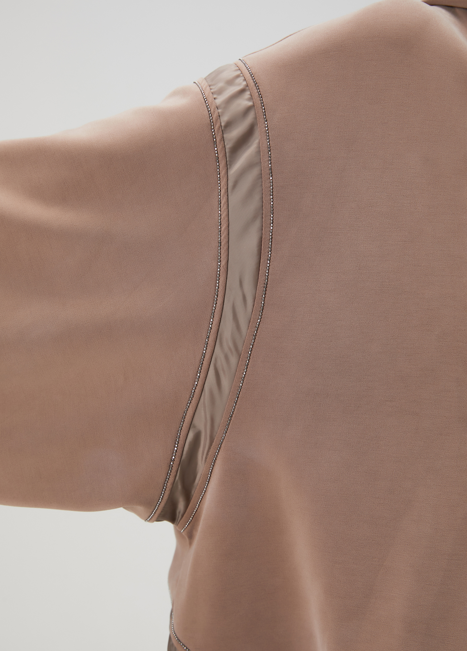 SWEATSHIRT_4