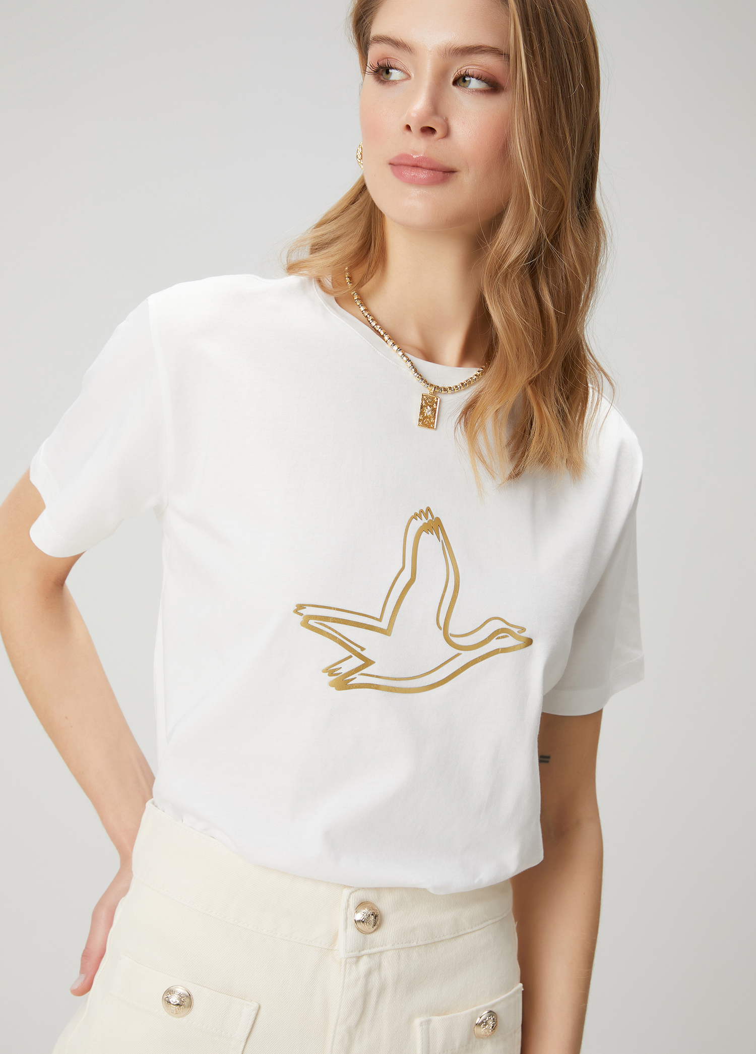 Beyaz Gold Logolu T-shirt_2