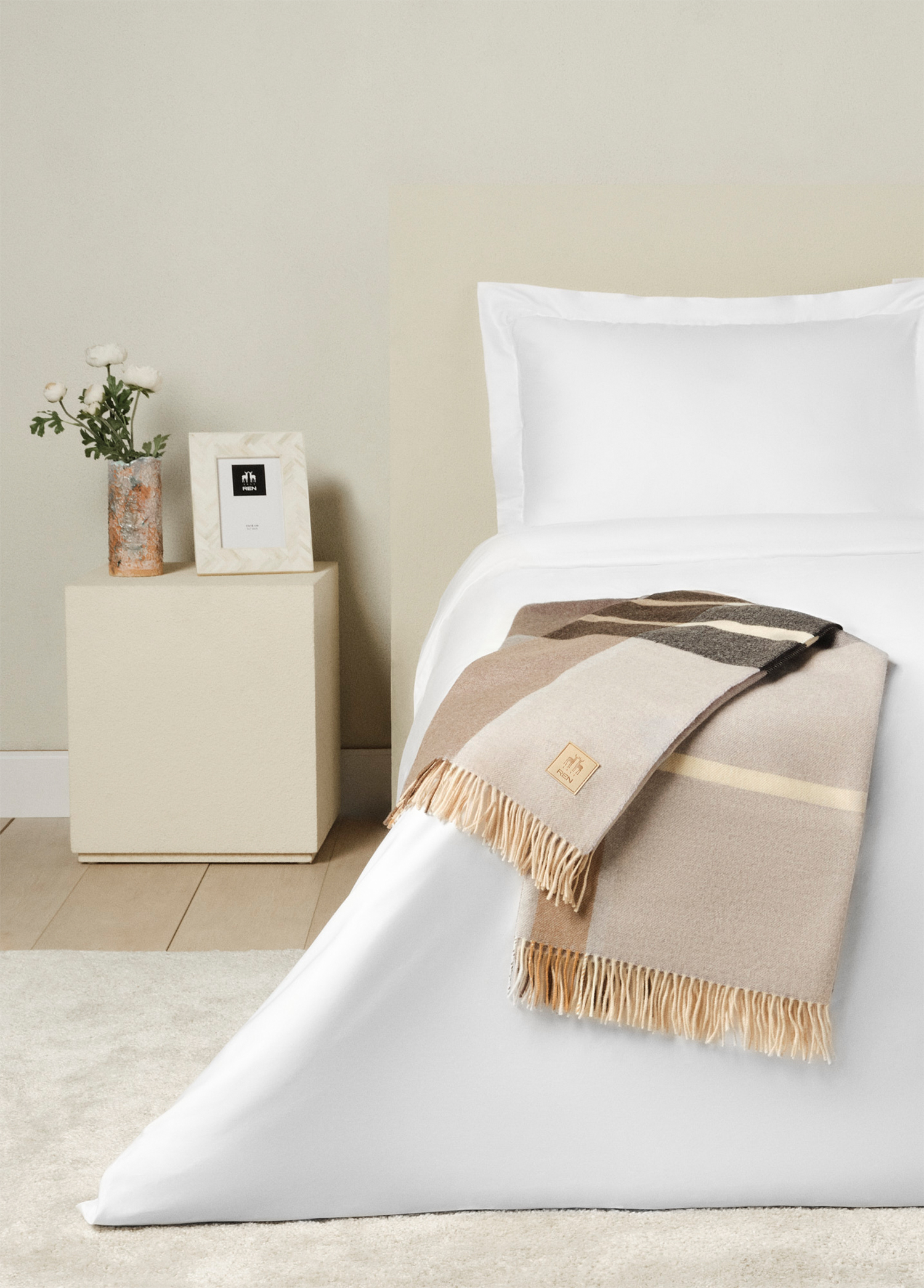 Ren Wales Throw Wool Ecru Blanket 130x180 cm