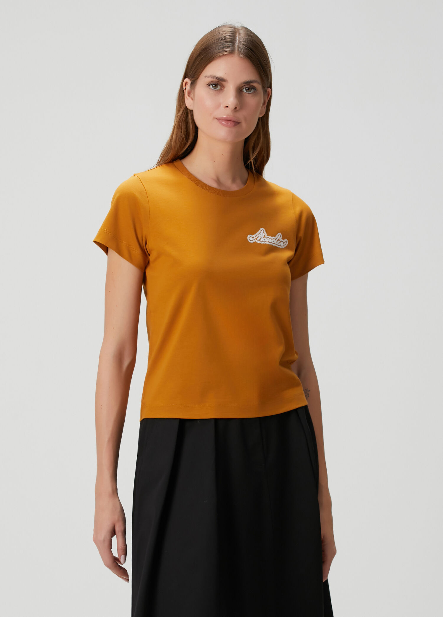 Turuncu Logo Baskılı T-shirt