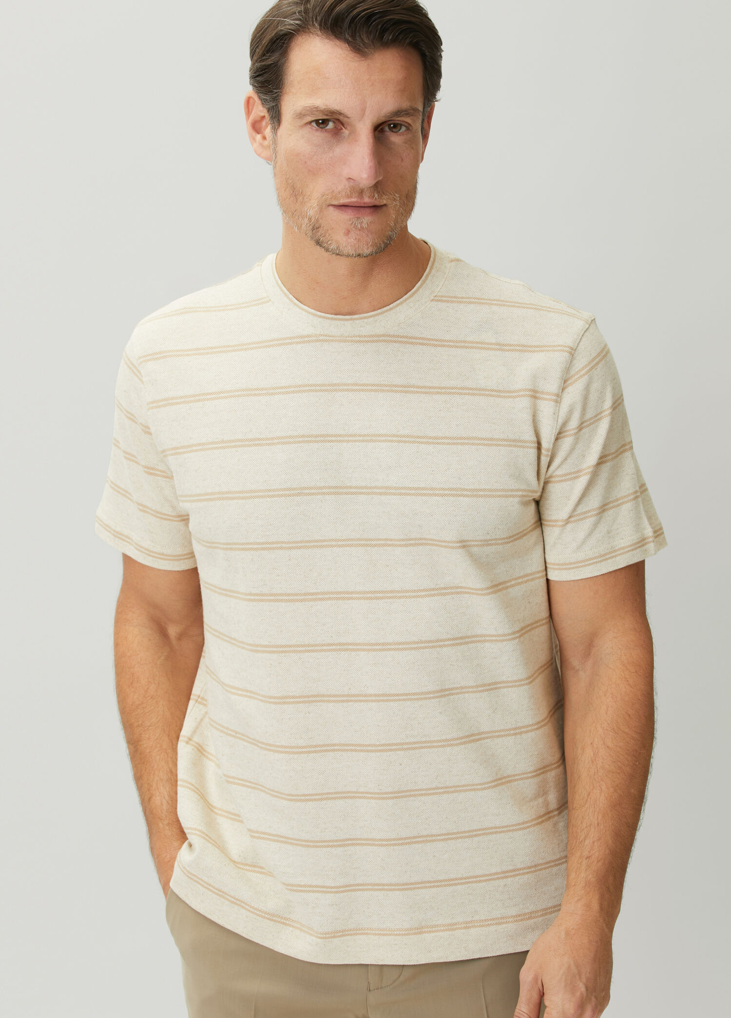 Ekru Çizgi Desenli T-shirt