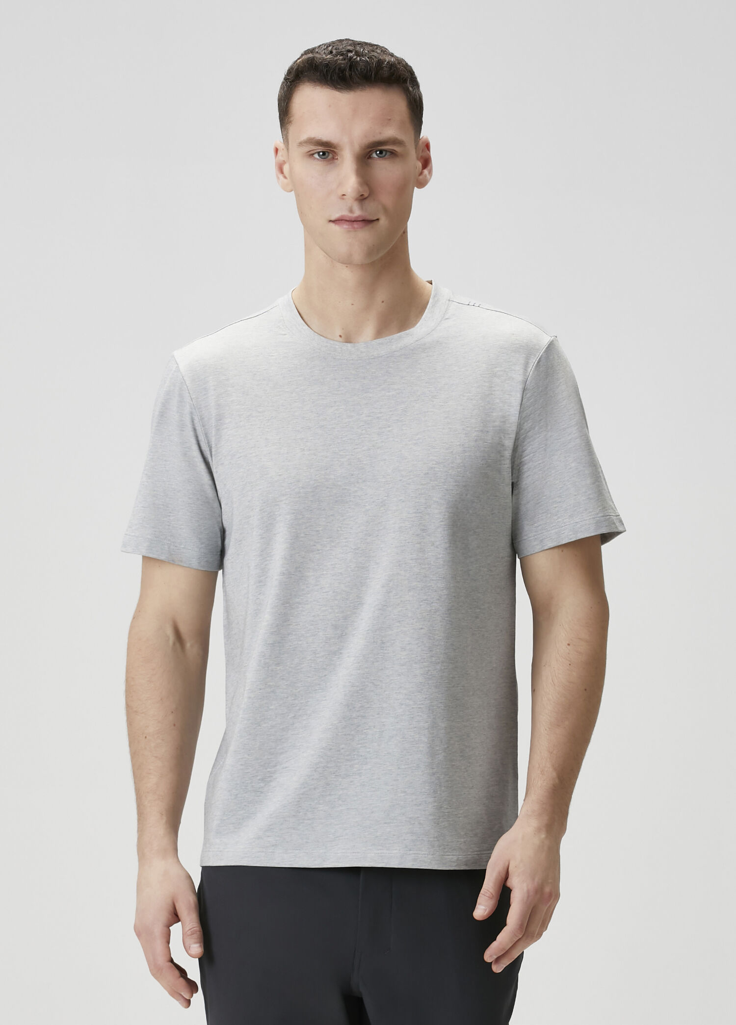 Zeroed In Gri Kısa Kollu T-shirt