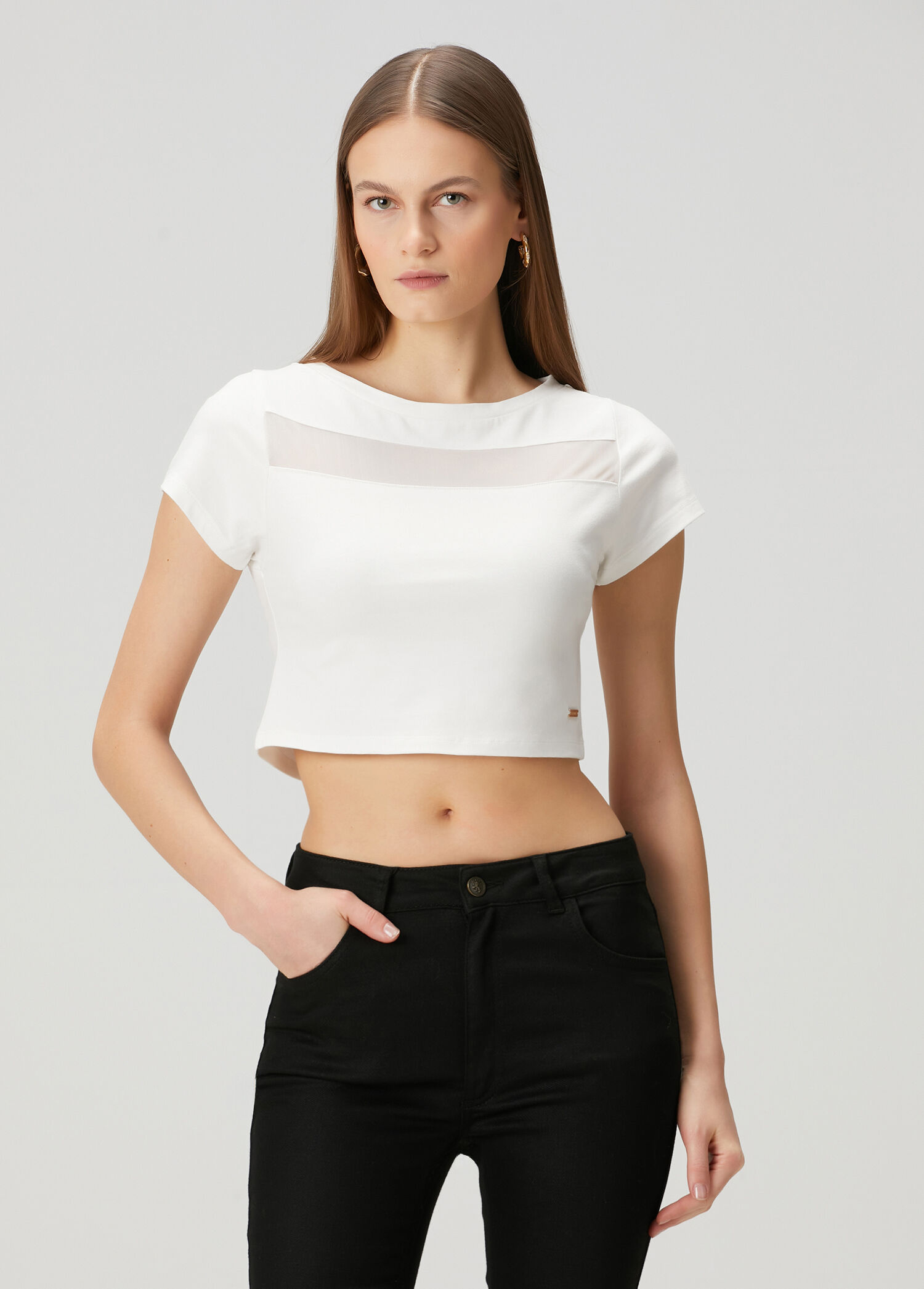 Beyaz Transparan Detaylı Crop T-shirt