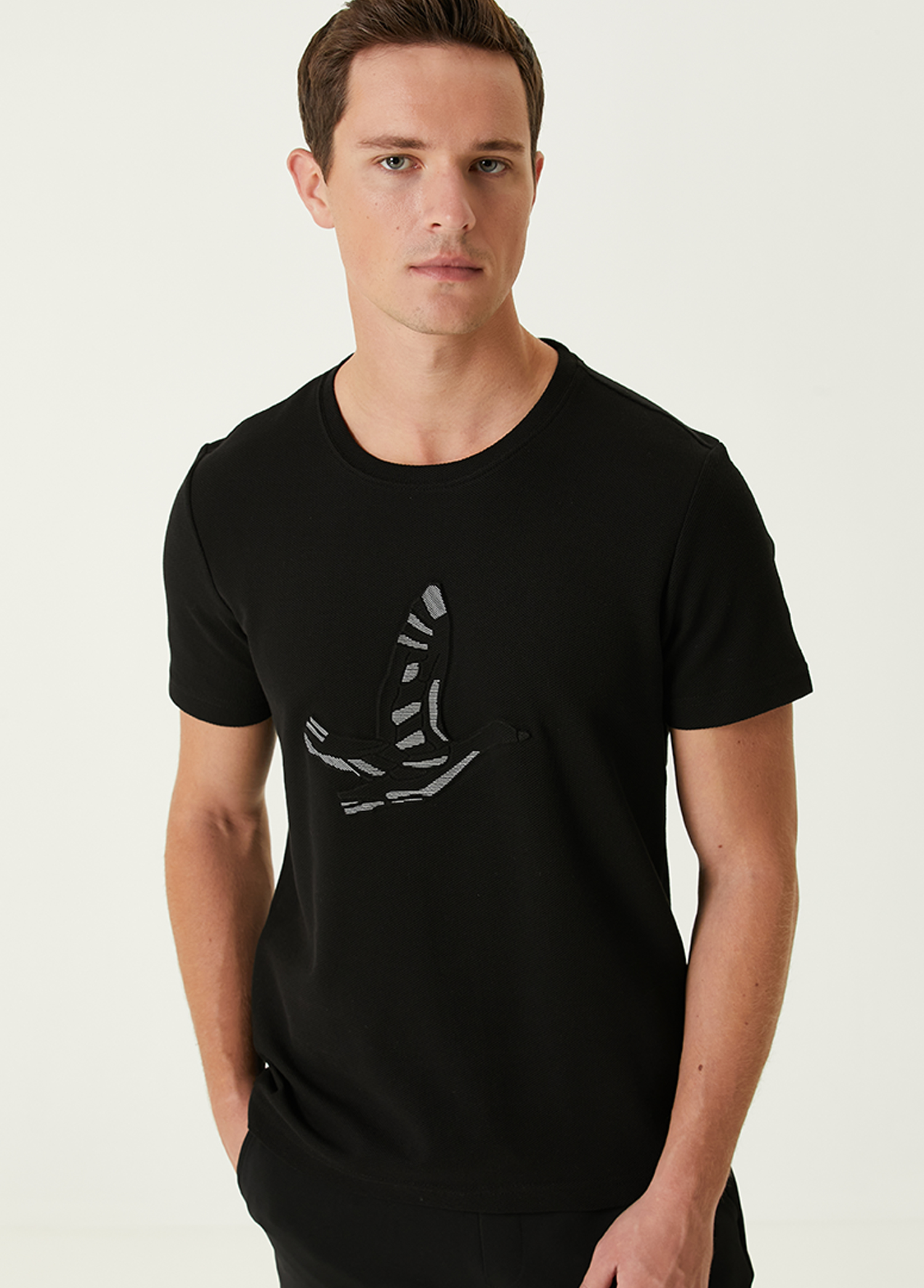 Siyah Logo Baskılı Pike Dokulu T-shirt_1