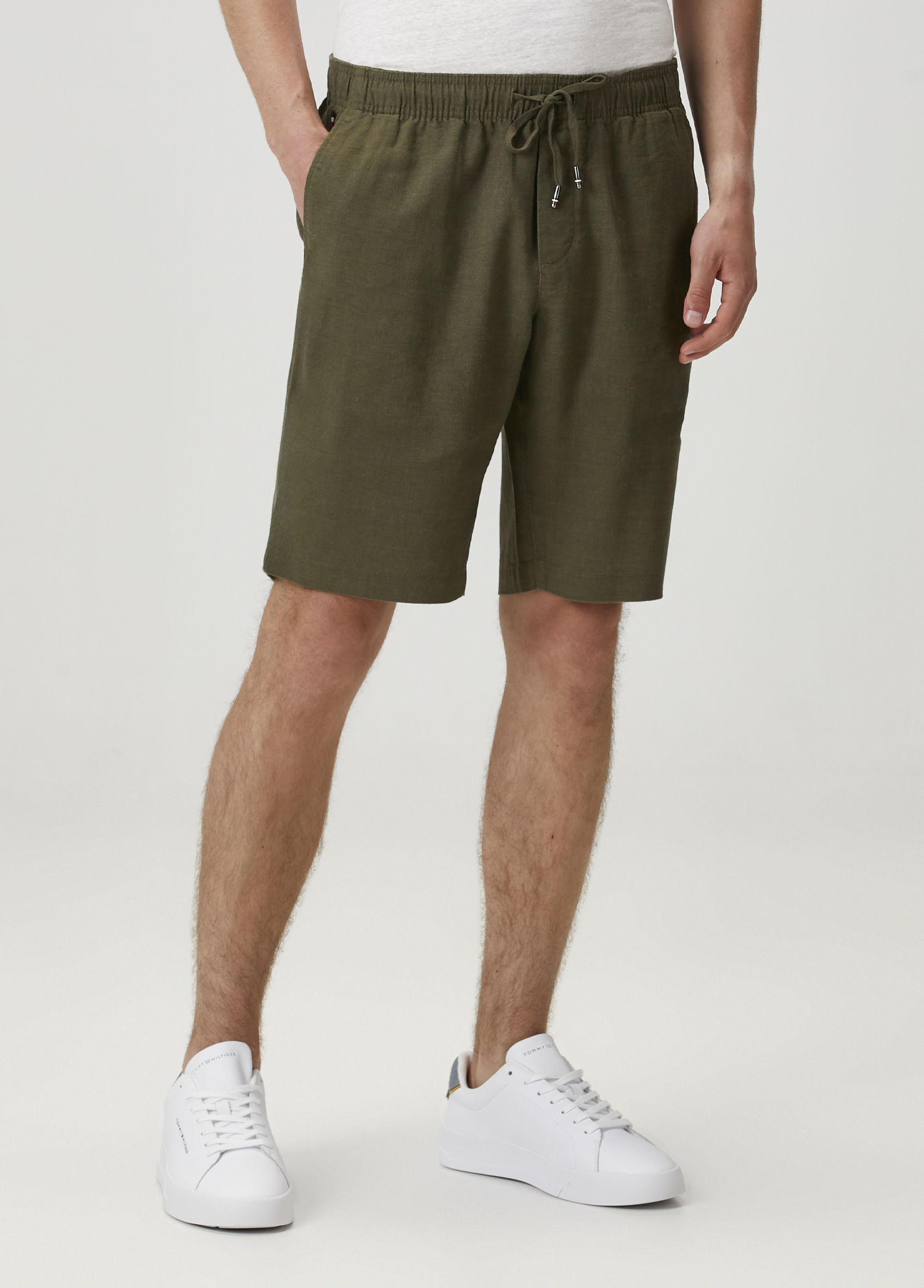 Haki Tommy Hilfiger Haki Men Harlem Po Khaki Linen Shorts