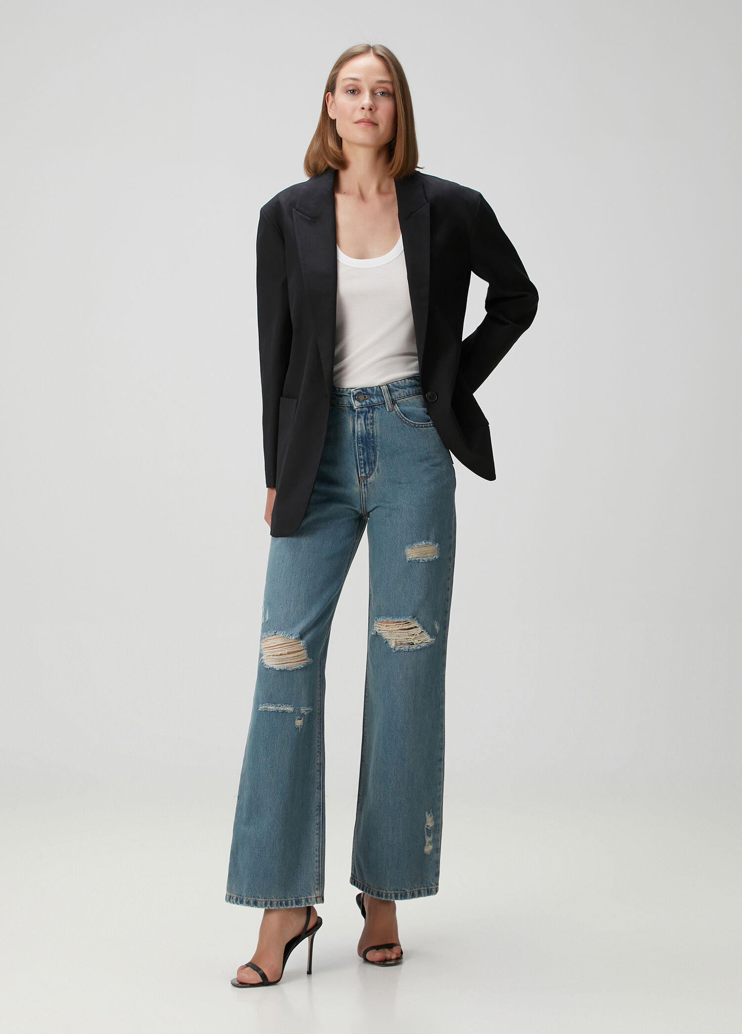 Elio Blue Distressed Jeans