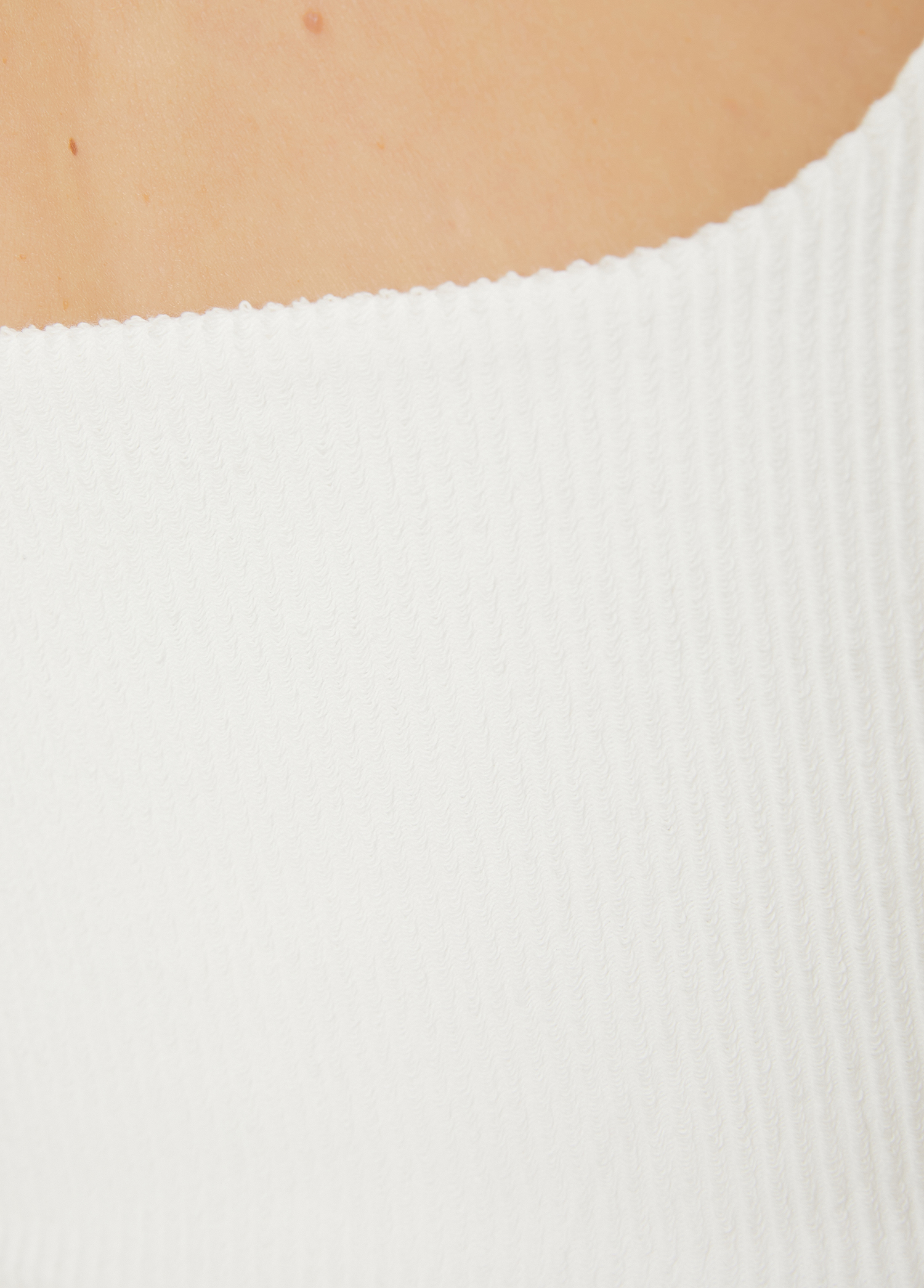 Kırık Beyaz Crop Atlet_5