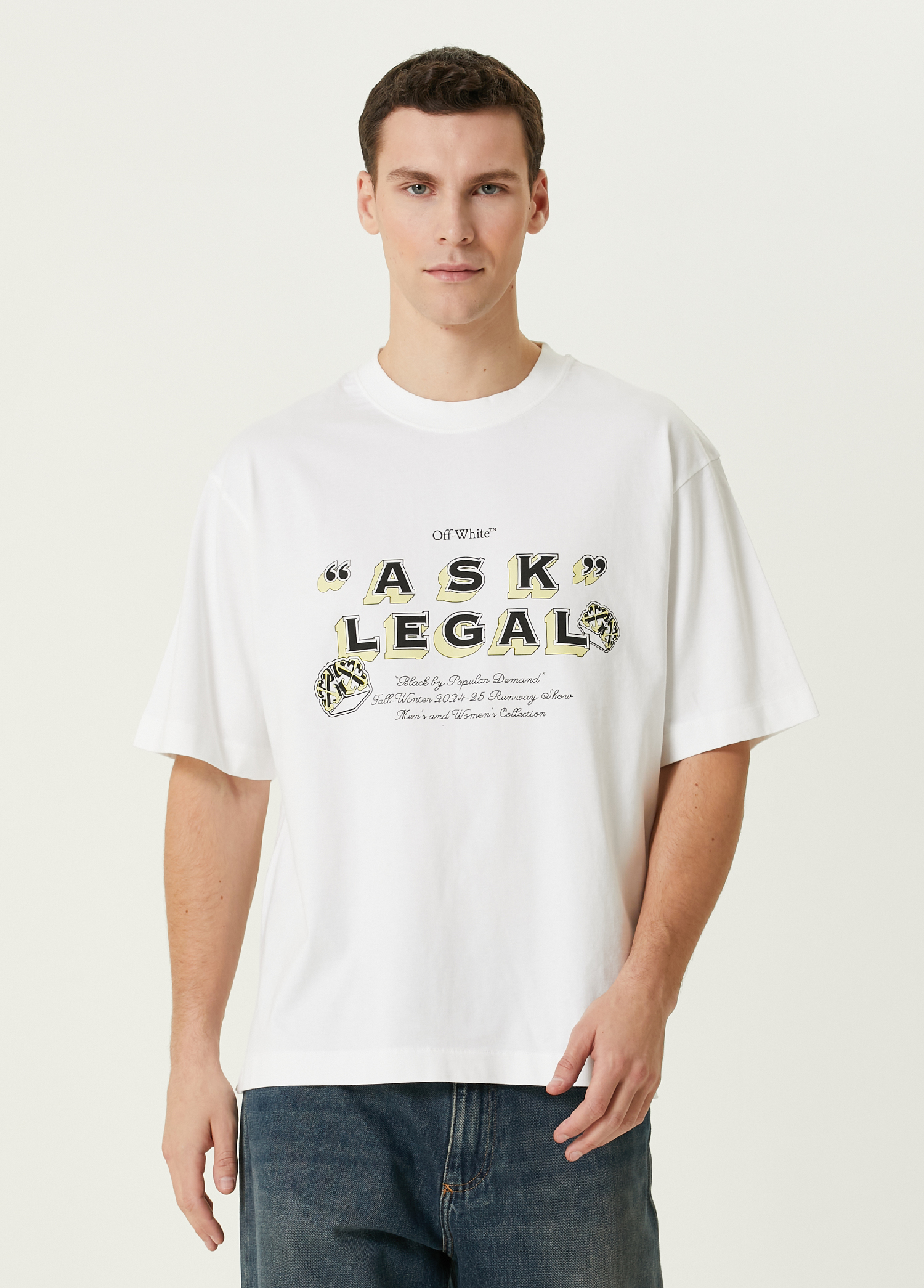 Beyaz Slogan Baskılı Logolu T-shirt